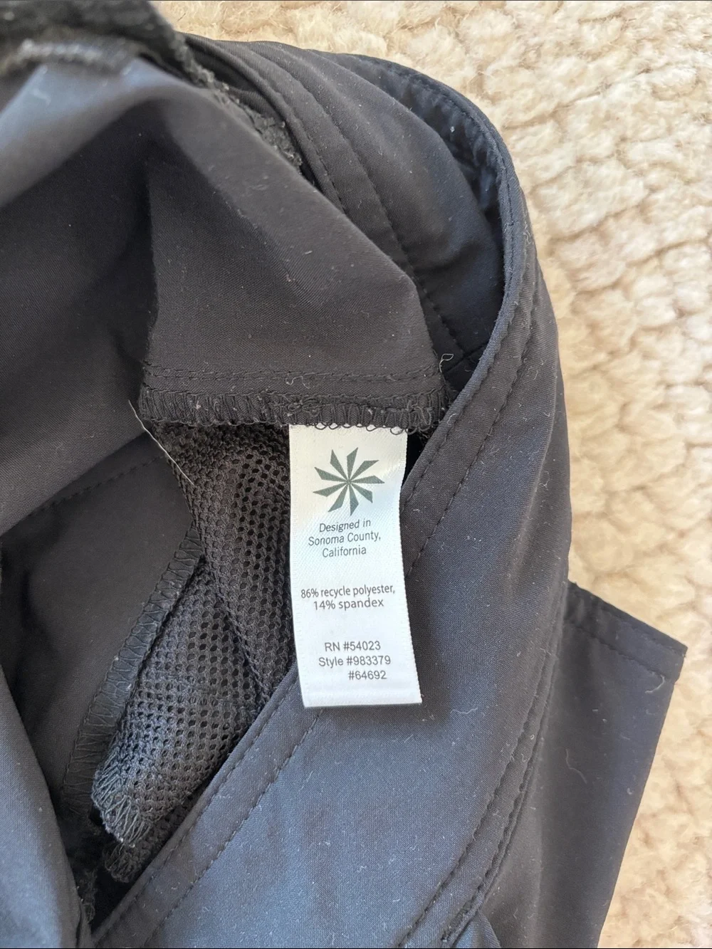 Athleta Women’s Shorts - black, size 2